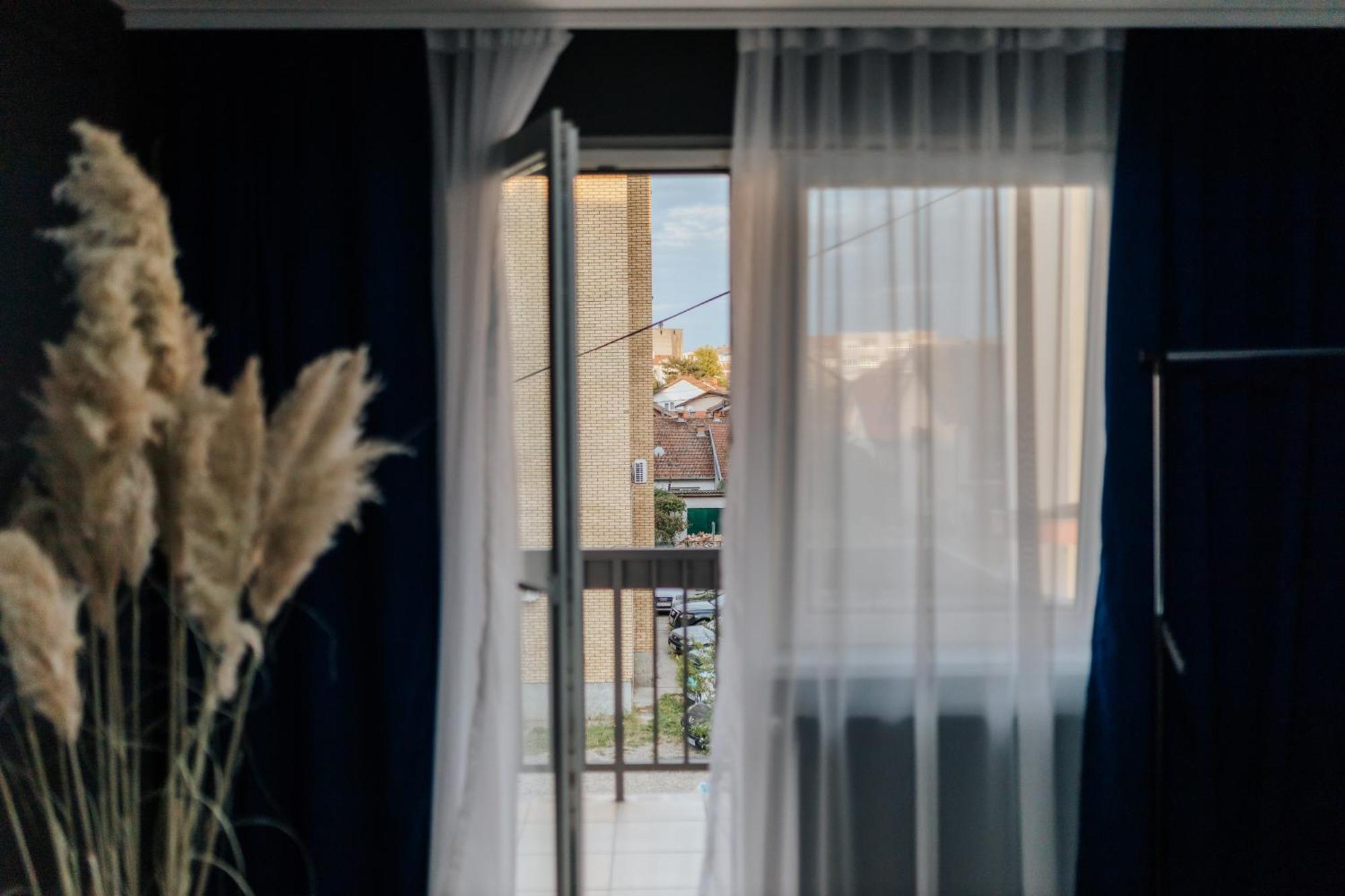 Modern Lux Apartment 2 Брчко Екстер'єр фото